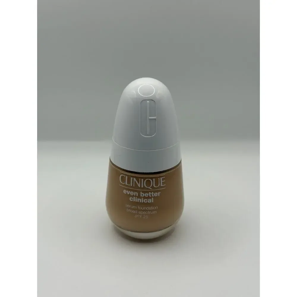 Clinique “CN 40 Cream Chamois” Even Better Clinical Serum Foundation